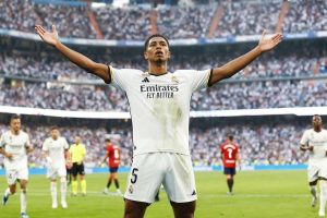 Real Madrid thiếu đi số 9? Chẳng sao vì đã có Jude Bellingham